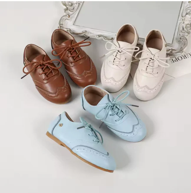 Wingtip Lace Up