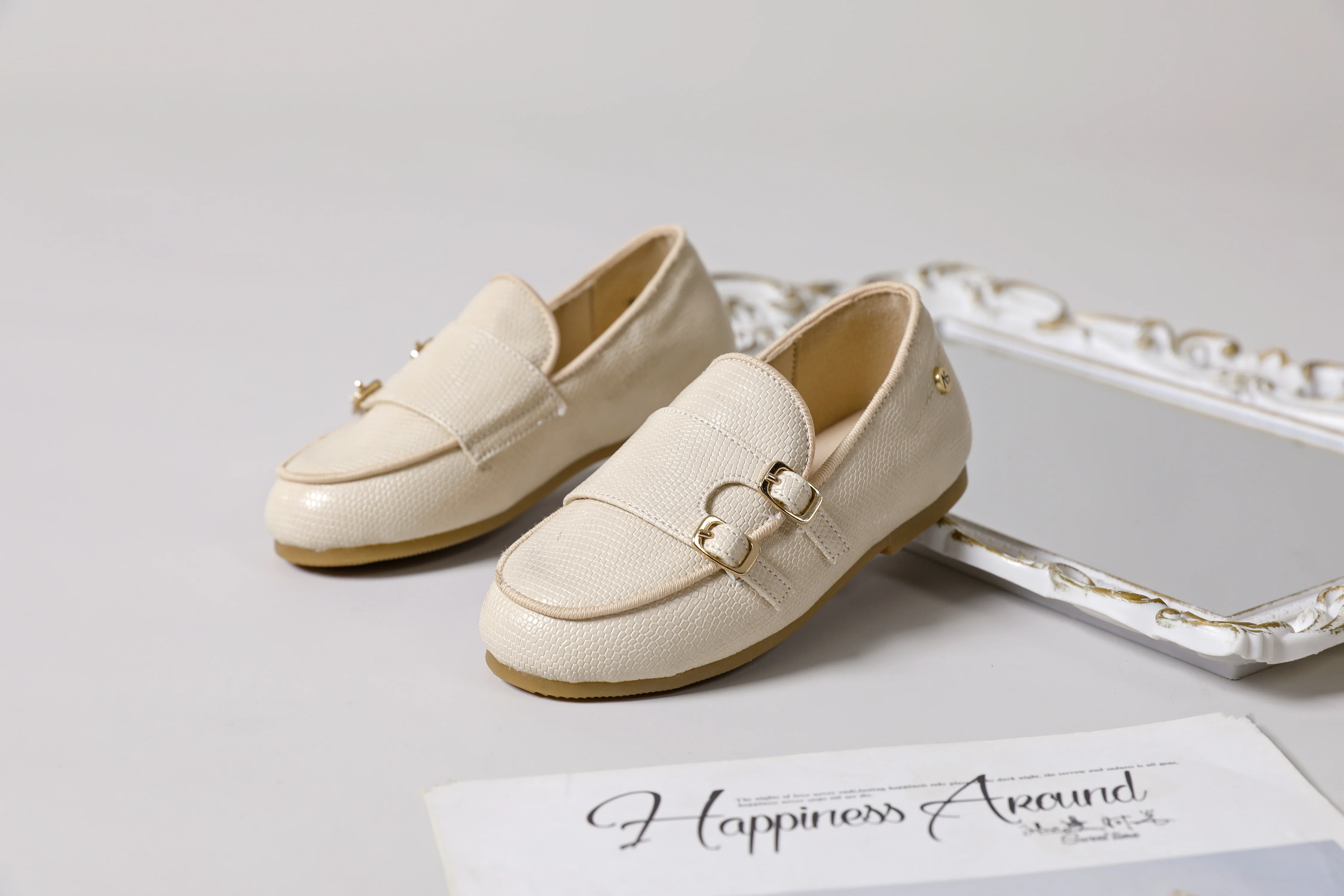 Textured Buckle Shoes - Image 3