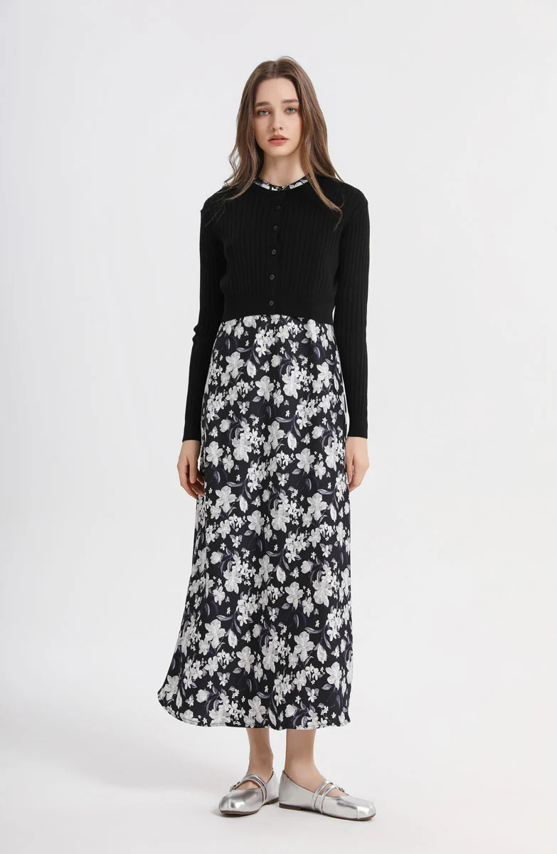 The Printed Jumper Dress - Image 3