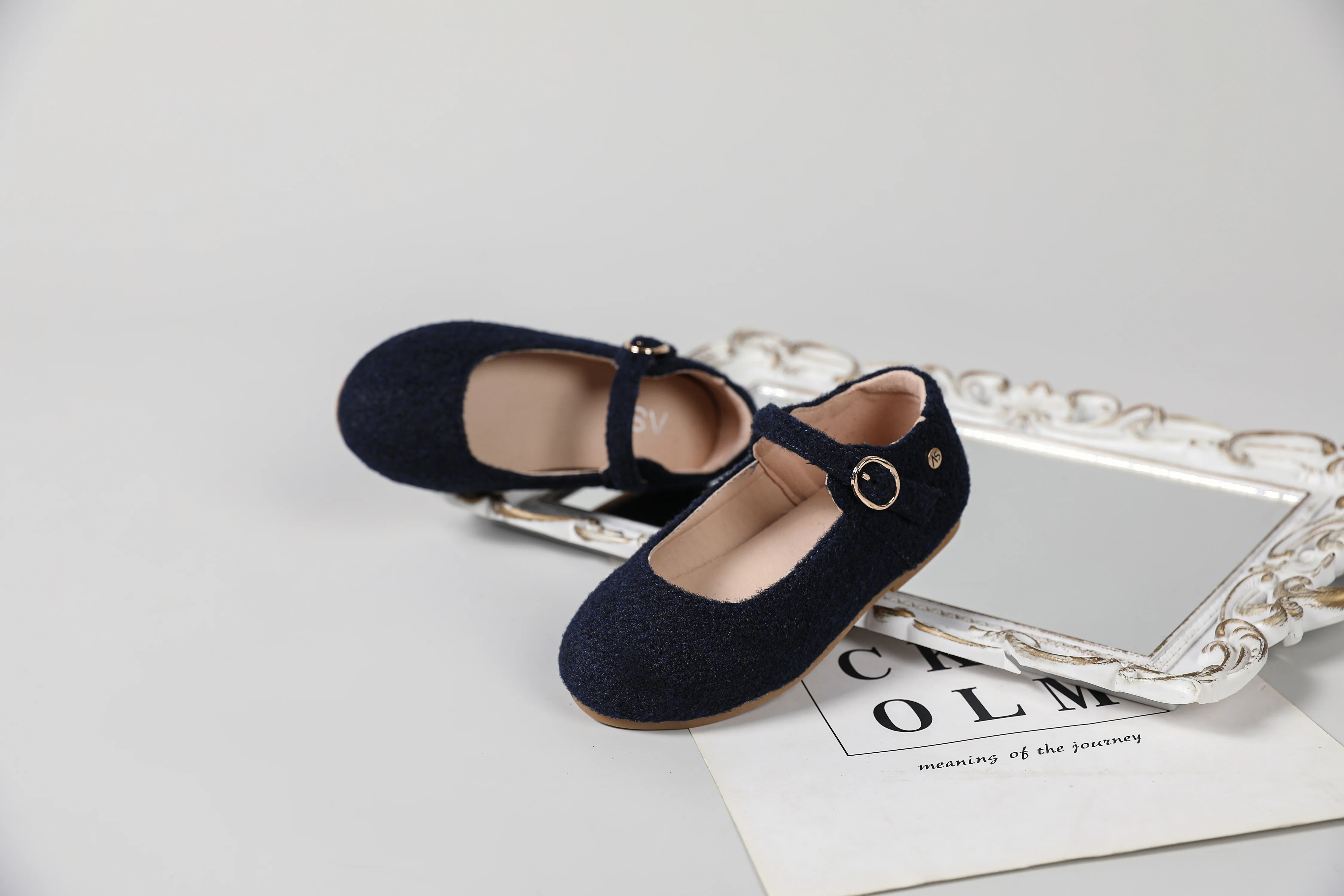 The Wool Shoes - Image 10