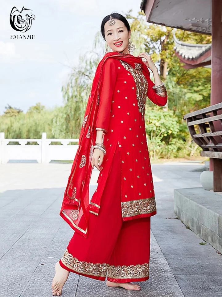 Woman’s Indian Sari Costume